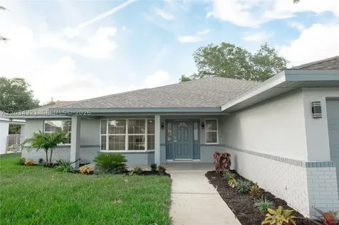 401 SW Ridgecrest Drive Port St. Lucie FL 34953