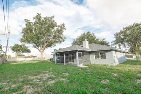 401 SW Ridgecrest Drive Port St. Lucie FL 34953
