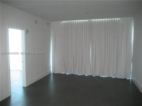 888 Biscayne Boulevard Miami FL 33132