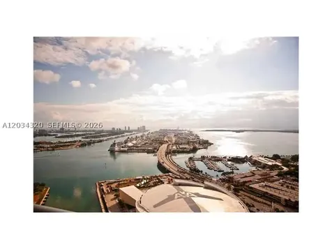 888 Biscayne Boulevard Miami FL 33132