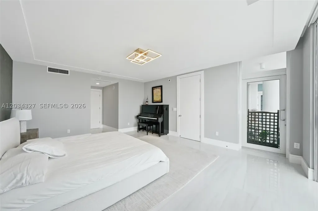 715 Bayshore Drive Fort Lauderdale FL 33304