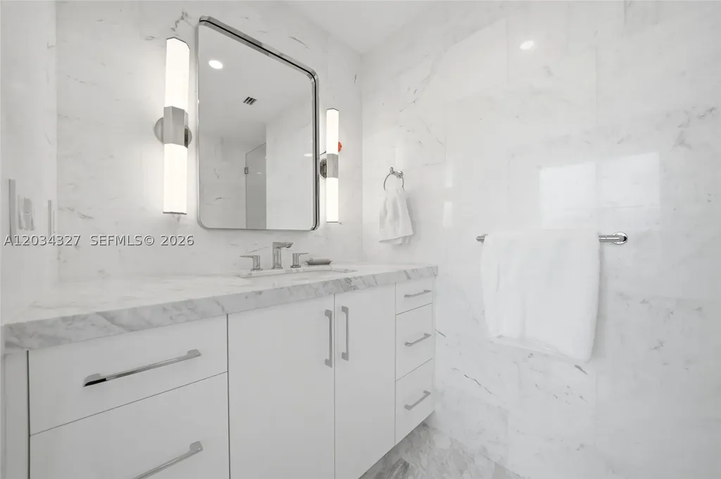 715 Bayshore Drive Fort Lauderdale FL 33304