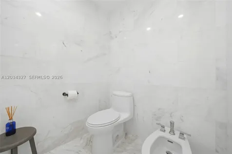 715 Bayshore Drive Fort Lauderdale FL 33304