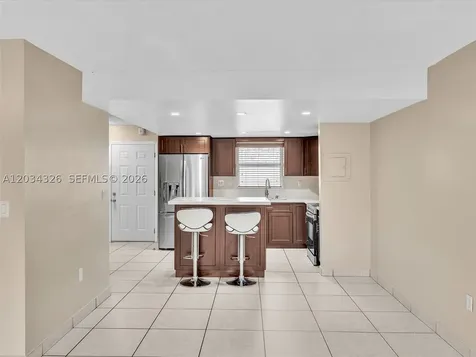210 NW 87th Avenue Miami FL 33172