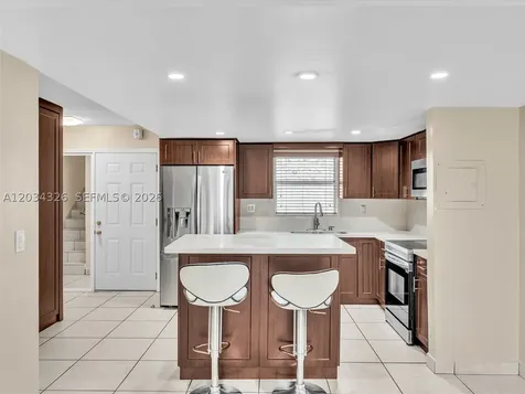210 NW 87th Avenue Miami FL 33172