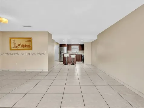 210 NW 87th Avenue Miami FL 33172