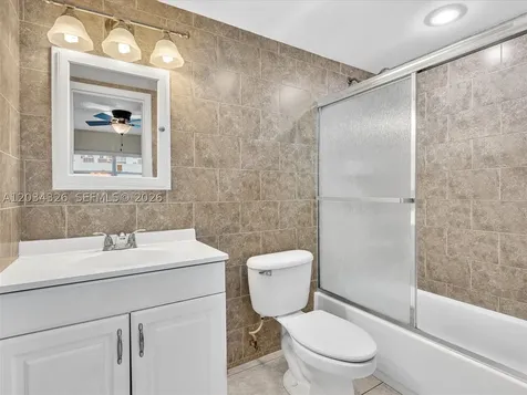 210 NW 87th Avenue Miami FL 33172