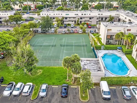 210 NW 87th Avenue Miami FL 33172