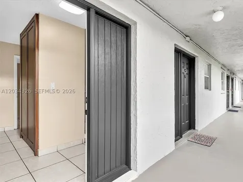 210 NW 87th Avenue Miami FL 33172