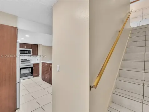210 NW 87th Avenue Miami FL 33172
