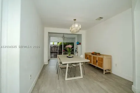 8526 NW 110th Place Doral FL 33178