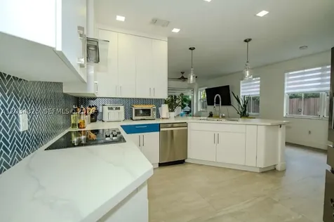 8526 NW 110th Place Doral FL 33178