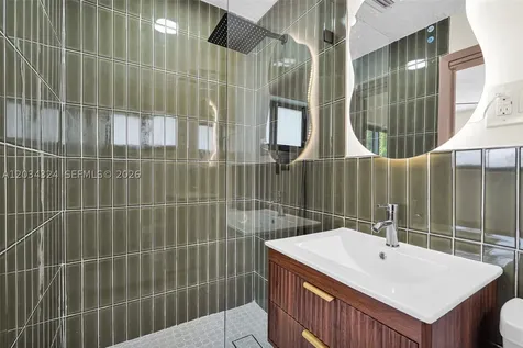 3140 NE 9th Terrace Pompano Beach FL 33064