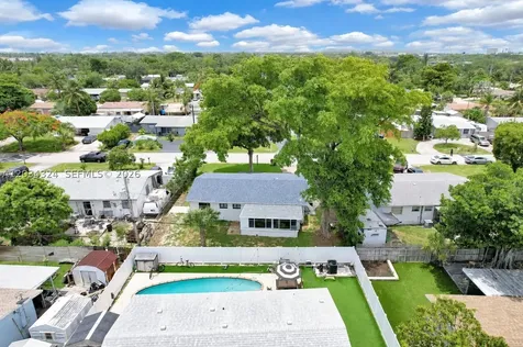 3140 NE 9th Terrace Pompano Beach FL 33064