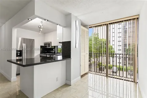17021 N Bay Road Sunny Isles Beach FL 33160