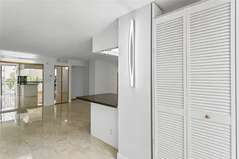 17021 N Bay Road Sunny Isles Beach FL 33160