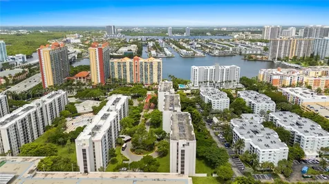 17021 N Bay Road Sunny Isles Beach FL 33160