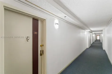 17021 N Bay Road Sunny Isles Beach FL 33160