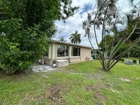 5711 NW 48th Terrace Tamarac FL 33319