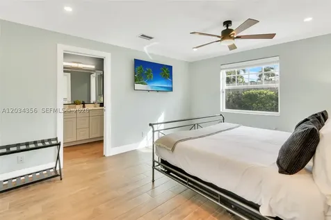 5800 NE 15th Avenue Fort Lauderdale FL 33334