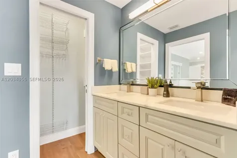 5800 NE 15th Avenue Fort Lauderdale FL 33334