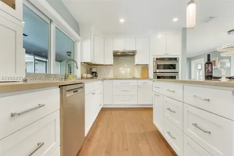 5800 NE 15th Avenue Fort Lauderdale FL 33334
