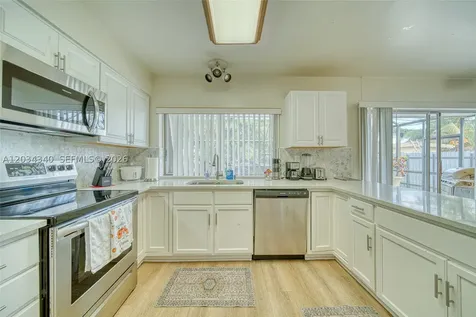 11331 SW 176 Th Street Miami FL 33157