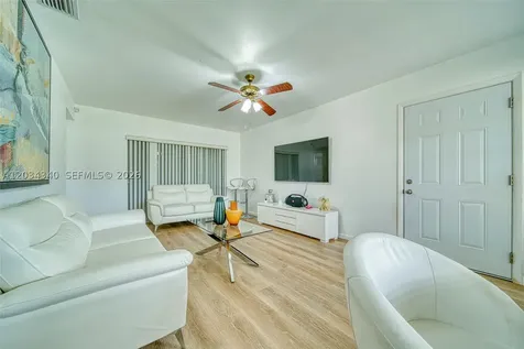 11331 SW 176 Th Street Miami FL 33157