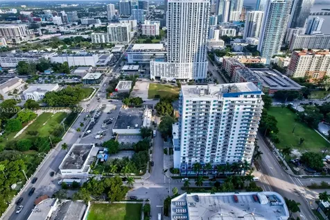 275 NE 18th Street Miami FL 33132