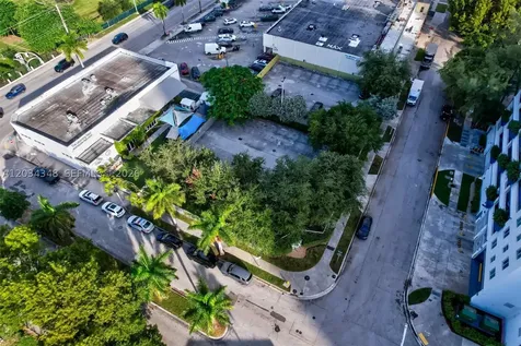 275 NE 18th Street Miami FL 33132