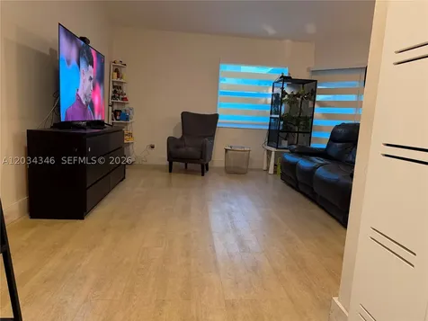 11727 NW 12th Street Pembroke Pines FL 33026