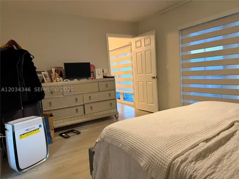 11727 NW 12th Street Pembroke Pines FL 33026