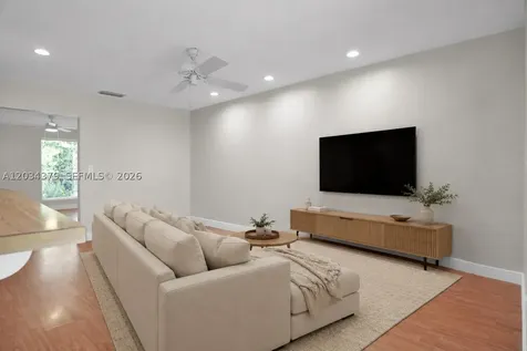 10953 SW 122nd Court Miami FL 33186