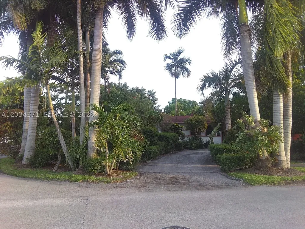 5300 SW 103rd Place Miami FL 33165