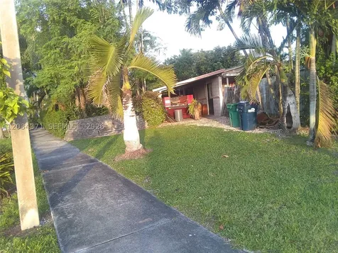 5300 SW 103rd Place Miami FL 33165