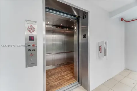 2025 Meridian Avenue Miami Beach FL 33139