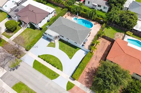 2131 SW 82nd Place Miami FL 33155