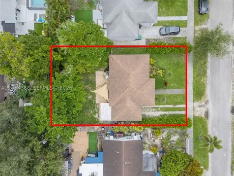 421 NW 105th Street Miami FL 33150