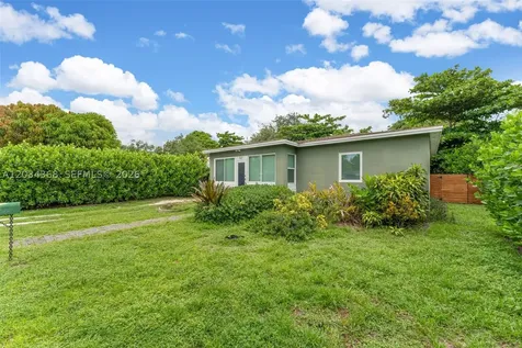 421 NW 105th Street Miami FL 33150