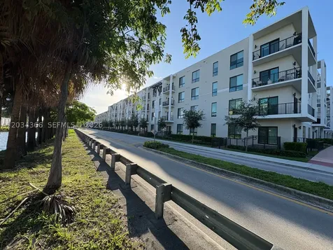 8001 NW 41st Street Doral FL 33166