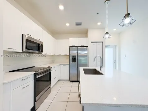 8001 NW 41st Street Doral FL 33166