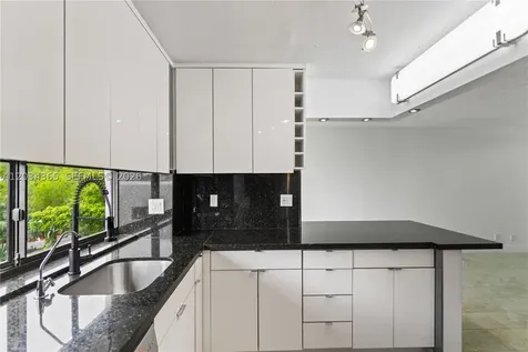 17021 N Bay Road Sunny Isles Beach FL 33160