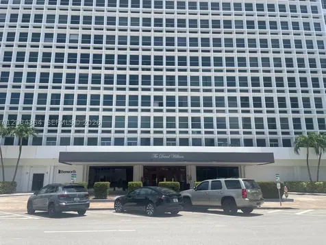 700 Biltmore Way Coral Gables FL 33134