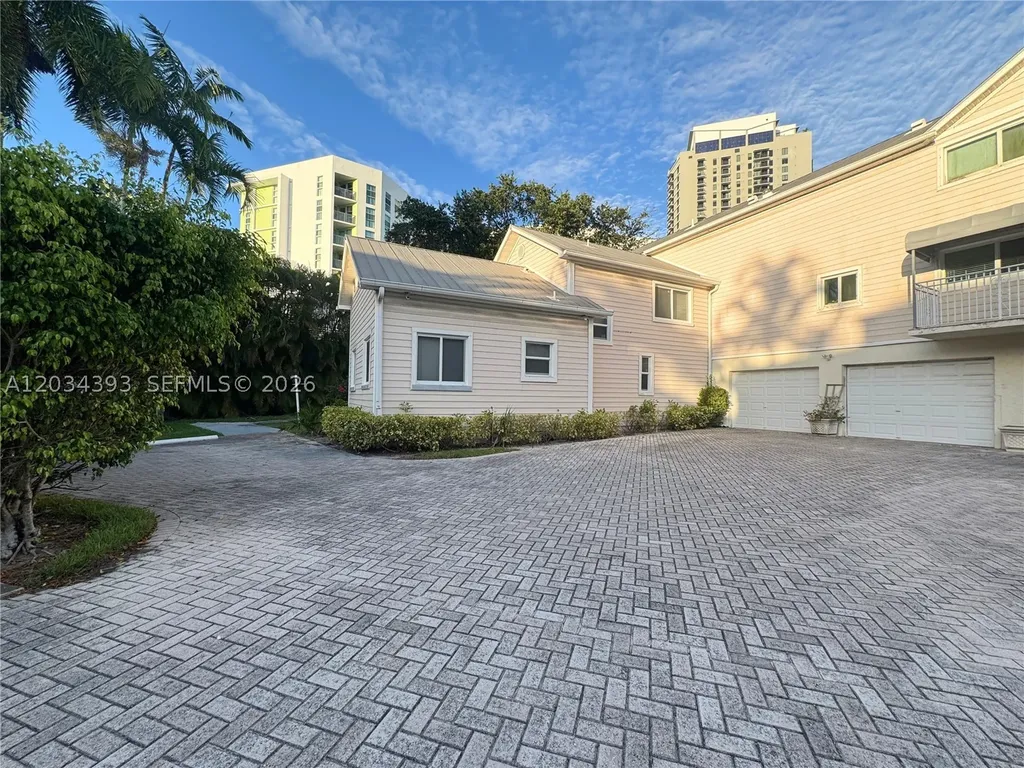 454 SW 5th Avenue Fort Lauderdale FL 33315