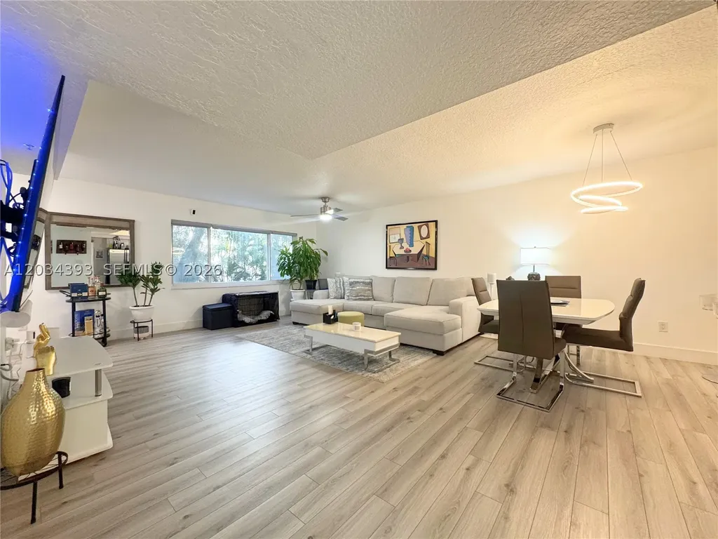 454 SW 5th Avenue Fort Lauderdale FL 33315