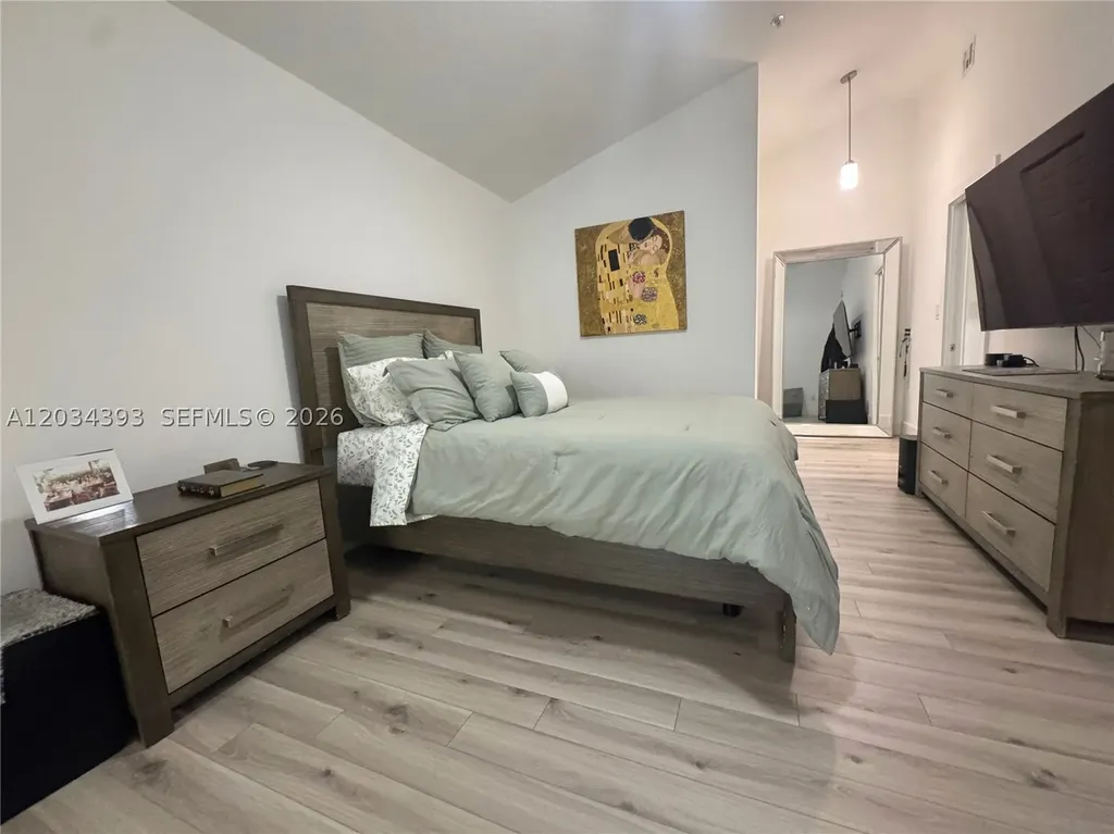 454 SW 5th Avenue Fort Lauderdale FL 33315
