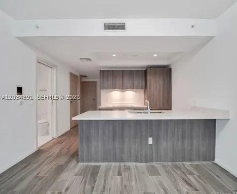801 S Miami Avenue Miami FL 33130