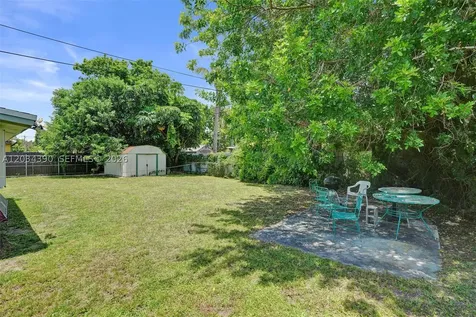 17132 NW 9th Court Miami Gardens FL 33169