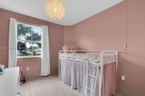 2551 SE 16th Terrace Homestead FL 33035
