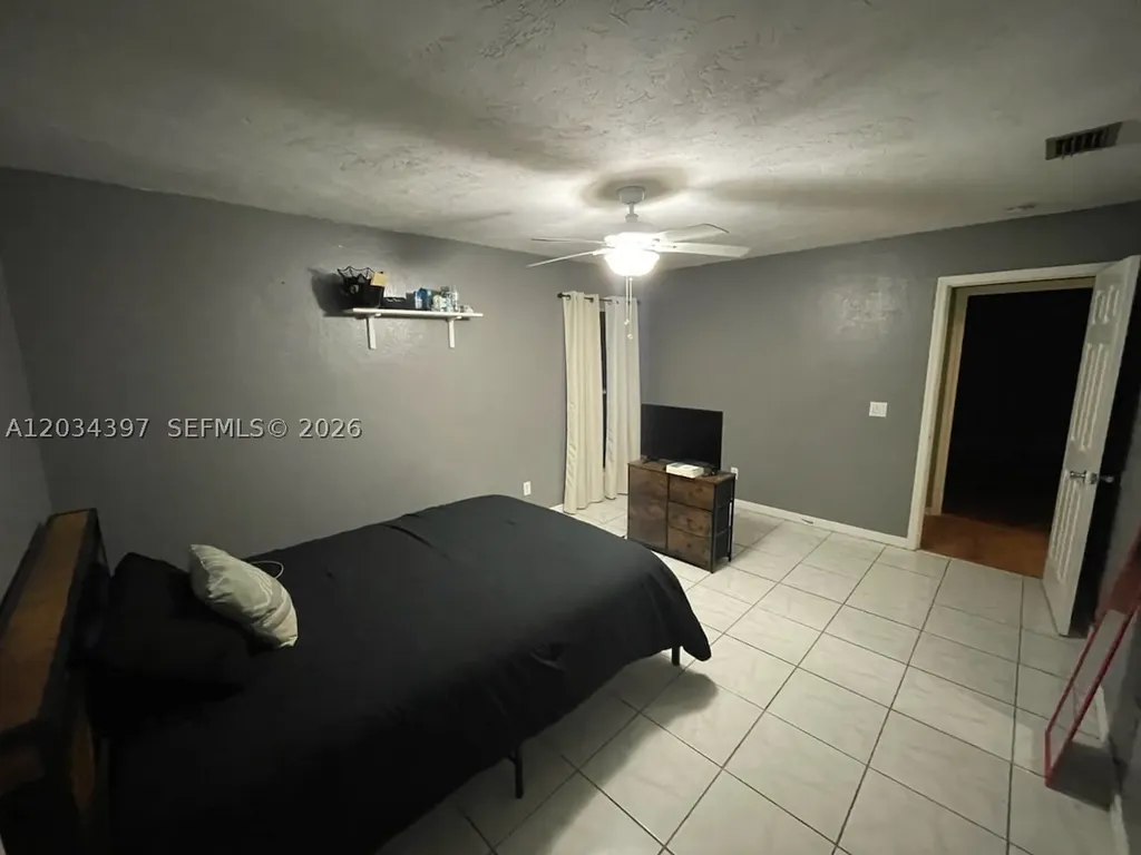 20420 Marlin Street Orlando FL 32833